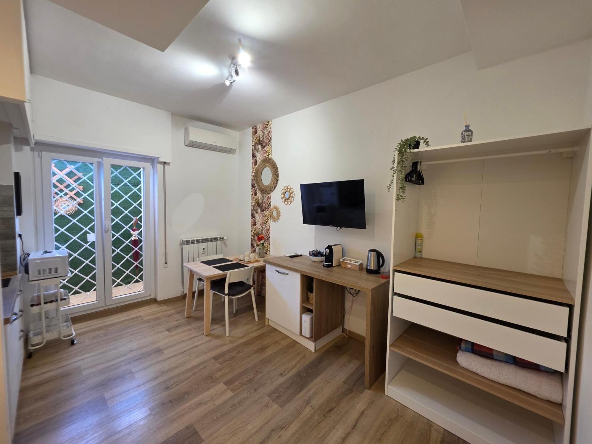 Simone'S Apartment โรม ภายนอก รูปภาพ